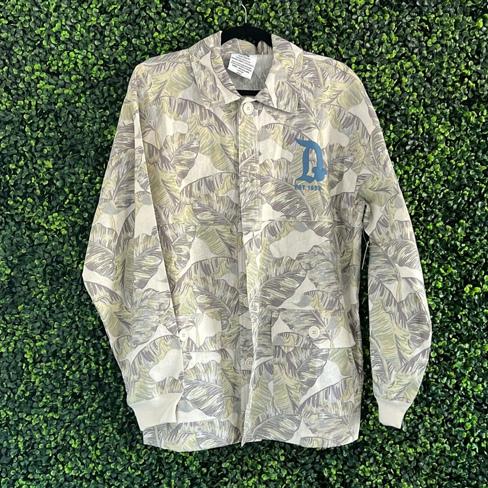 Disneyland | tropical button up spirit jersey